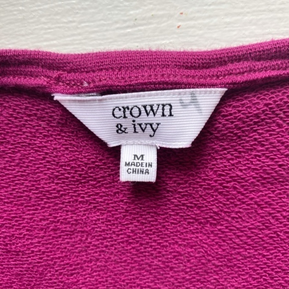 Crown & Ivy Crown purple with navy blue lace up the back 3/4 Sleeve‎ Top - Picture 6 of 11